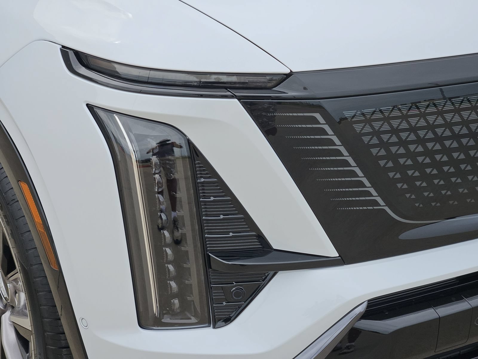 New 2027 Cadillac Vistiq Sport AWD/4WD image 9