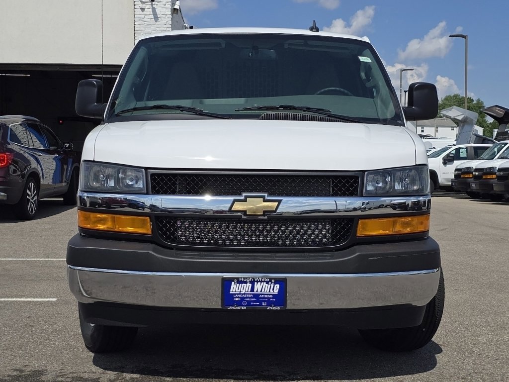 New 2026 Chevrolet Express 2500 w/ Driver Convenience Package image 7