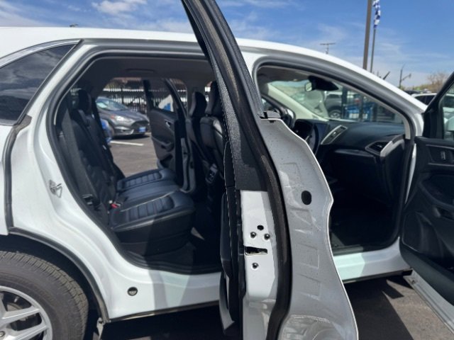 Used 2022 Ford Edge SEL image 10