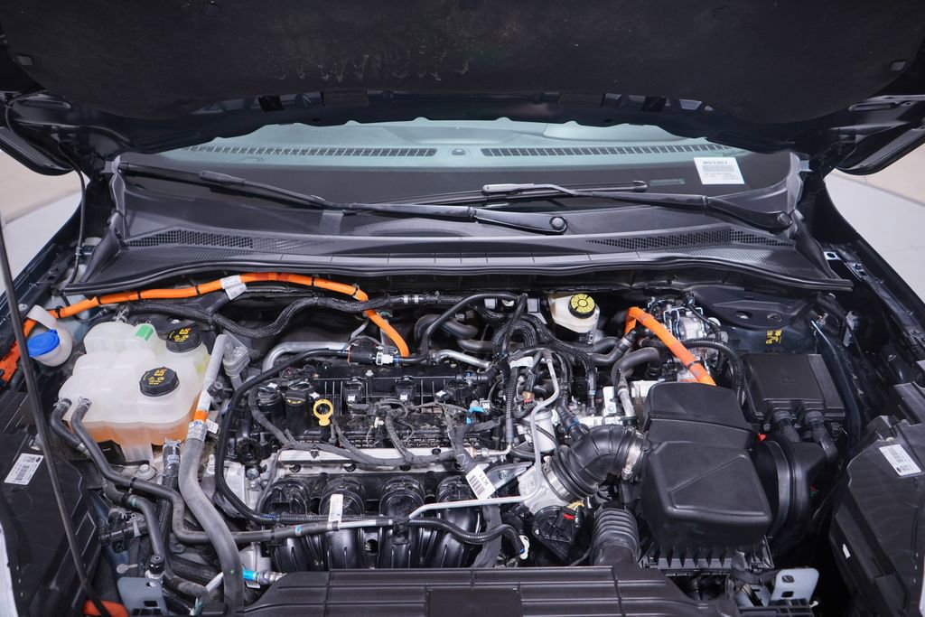 Used 2022 Ford Escape Titanium w/ Titanium Elite Package image 24