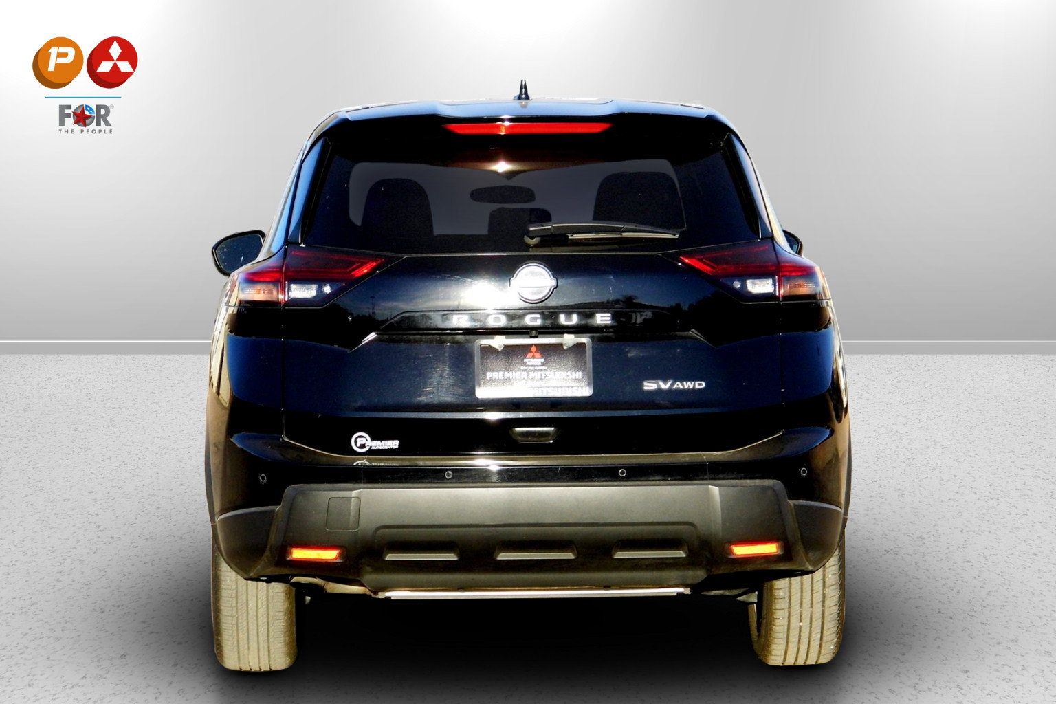 Used 2024 Nissan Rogue SV image 6