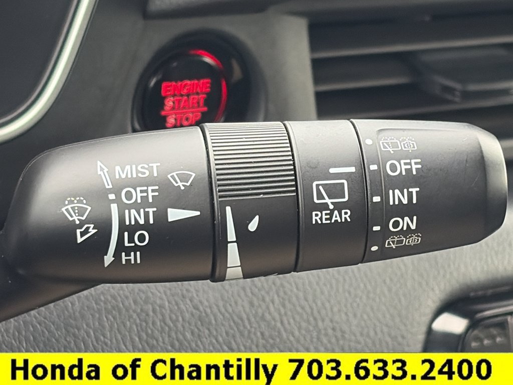 Certified 2024 Honda Pilot Touring image 11