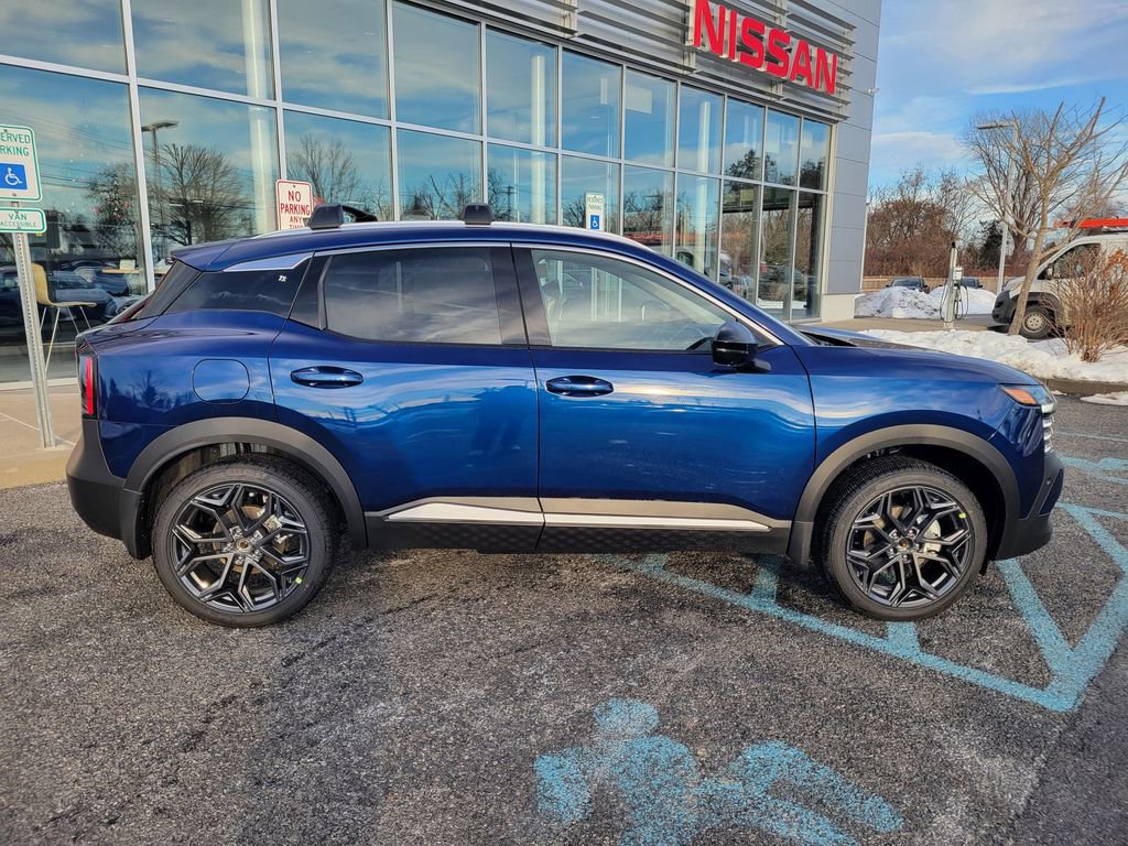 New 2026 Nissan Kicks SR w/ Cold Weather Package AWD/4WD image 3