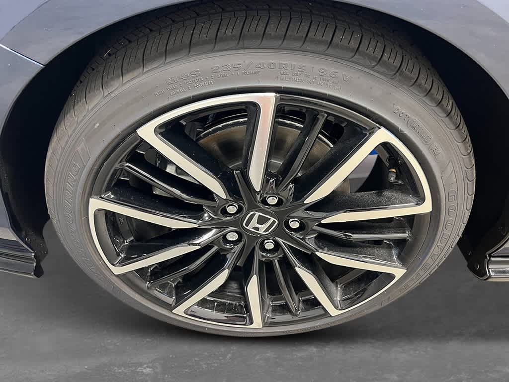 New 2026 Honda Accord Touring image 11