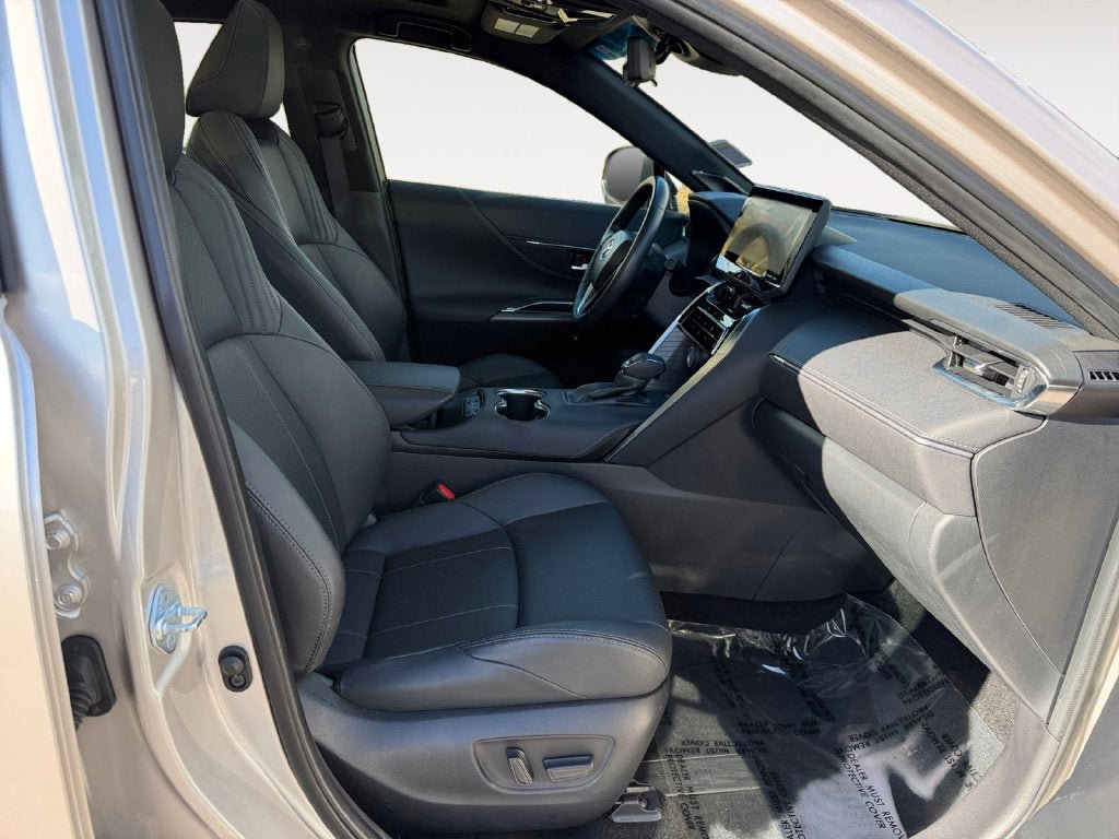 Used 2022 Toyota Venza Limited w/ Advanced Technology Package AWD/4WD image 24