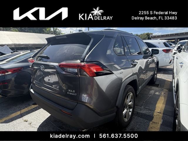 Used 2021 Toyota RAV4 XLE Premium AWD/4WD image 7
