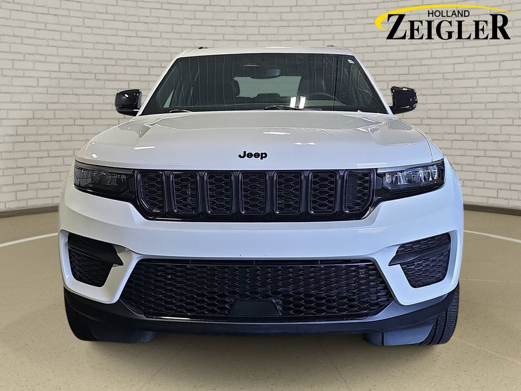 Used 2023 Jeep Grand Cherokee Altitude AWD/4WD video 2