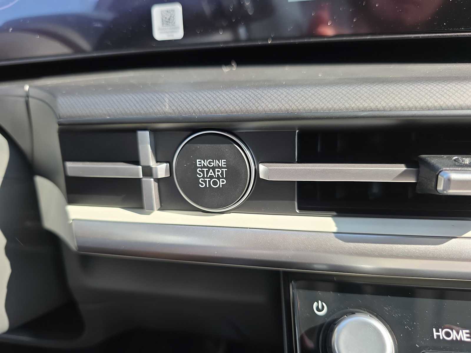 New 2026 Hyundai Santa Fe SE image 14