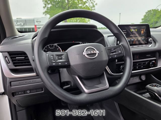 Used 2026 Nissan Rogue S FWD image 10