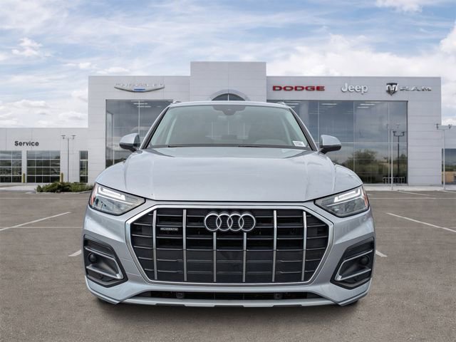 Used 2023 Audi Q5 2.0T Premium w/ Convenience Package image 6