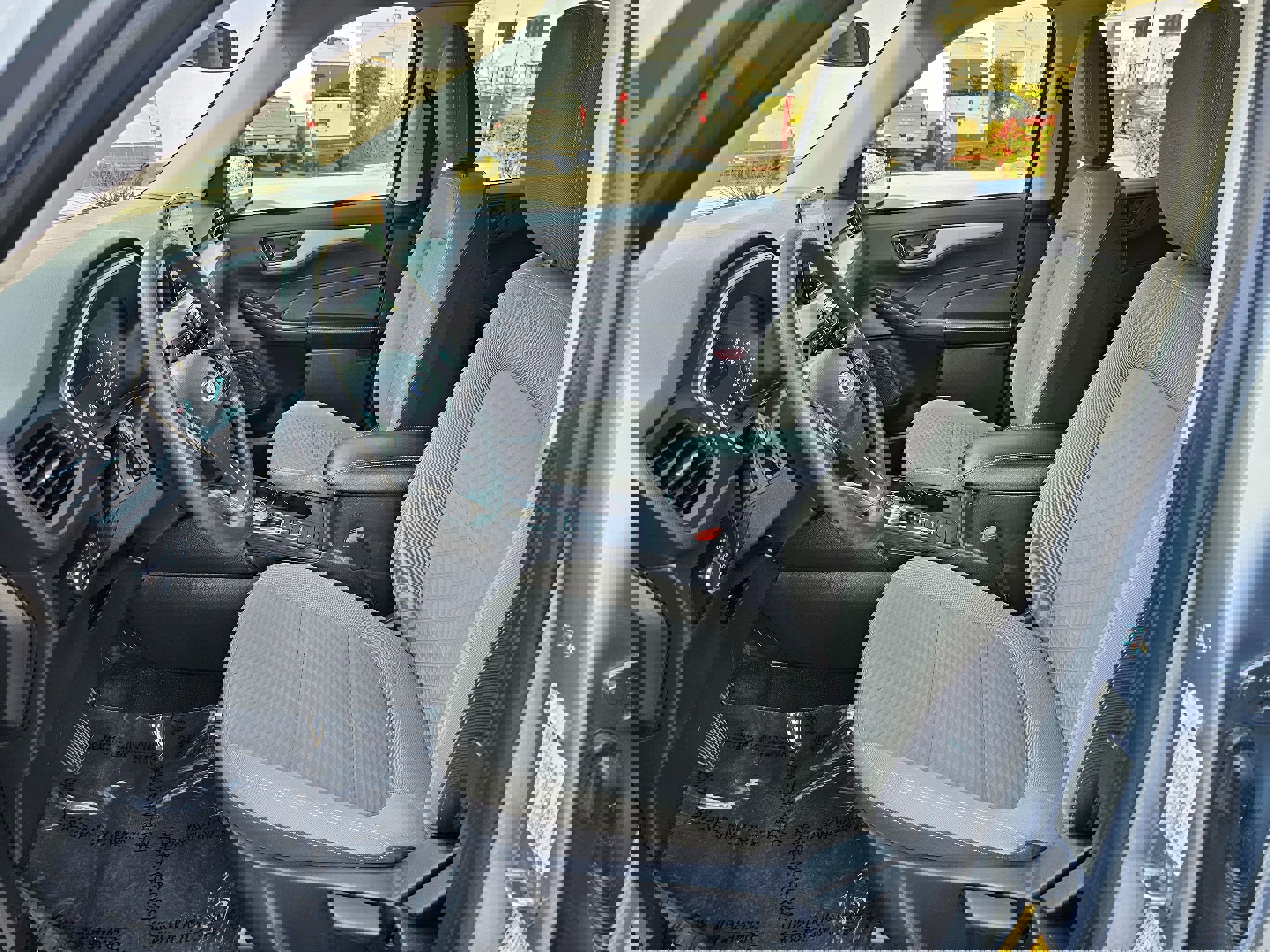 Used 2022 Ford Escape SE image 16