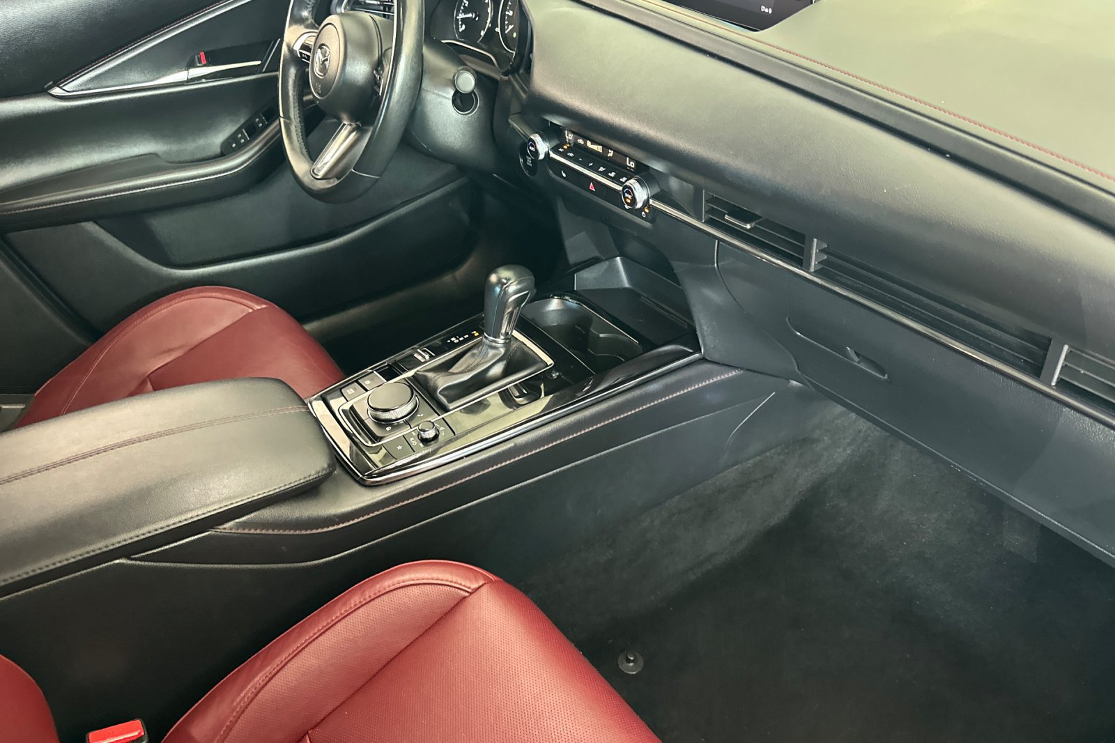Used 2024 MAZDA CX-30 AWD 2.5 S w/ Preferred Package image 13