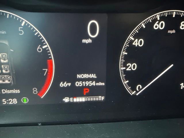 Used 2023 Honda Pilot TrailSport image 9