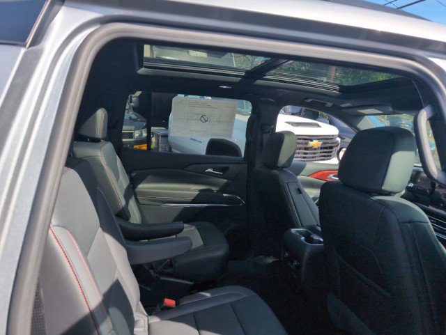 New 2026 Chevrolet Traverse Z71 w/ Driver Confidence Package image 17