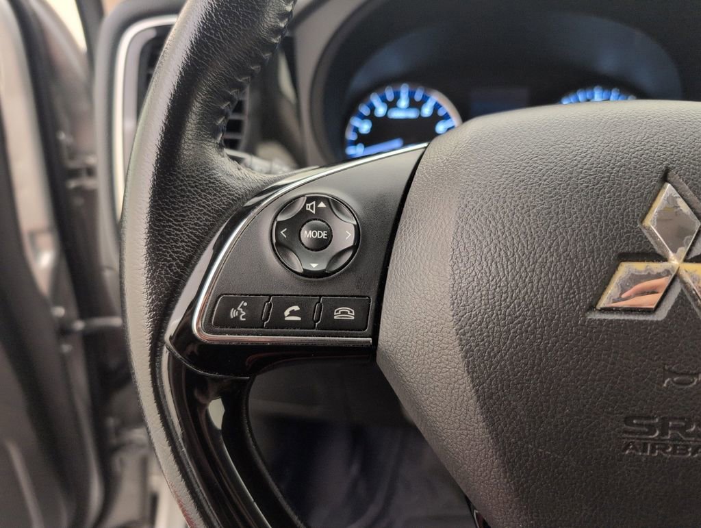 Used 2019 Mitsubishi Outlander FWD image 35