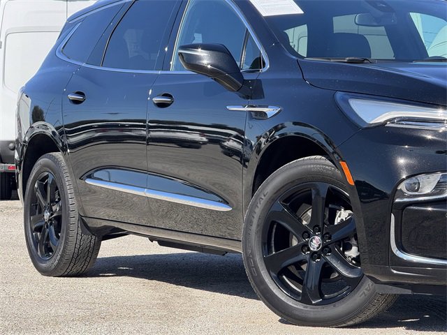 Used 2024 Buick Enclave Essence w/ Sport Touring Edition image 3