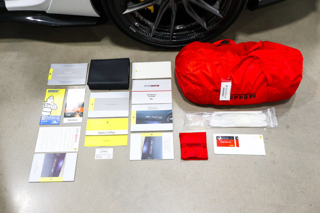 Used 2022 Ferrari 812 GTS RWD image 80