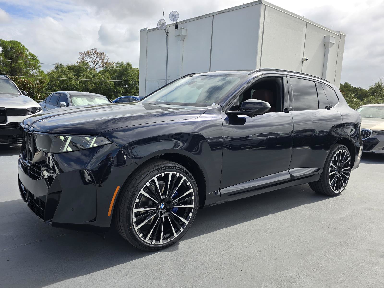 New 2027 BMW X5 xDrive40i w/ M Sport Professional Package AWD/4WD image 6