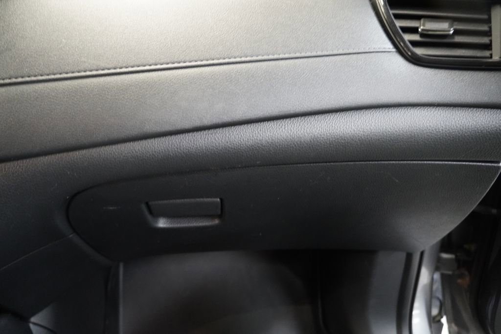 Used 2017 Nissan Rogue SV w/ SV Premium Package AWD/4WD image 35