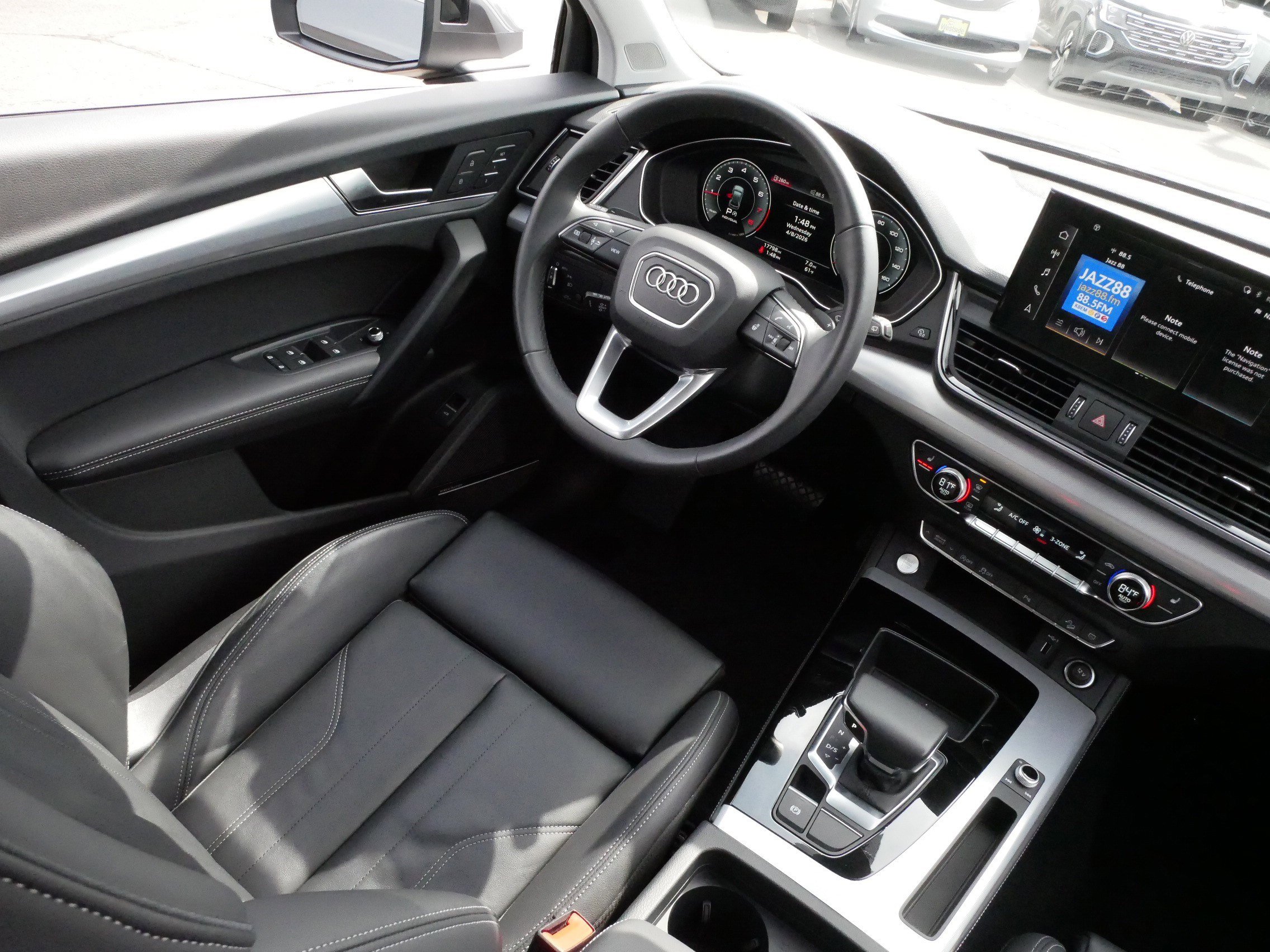 Used 2024 Audi Q5 2.0T Premium Plus w/ Premium Plus Package image 9