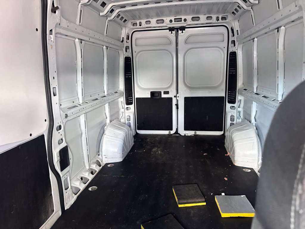 Used 2023 RAM ProMaster 2500 FWD image 2