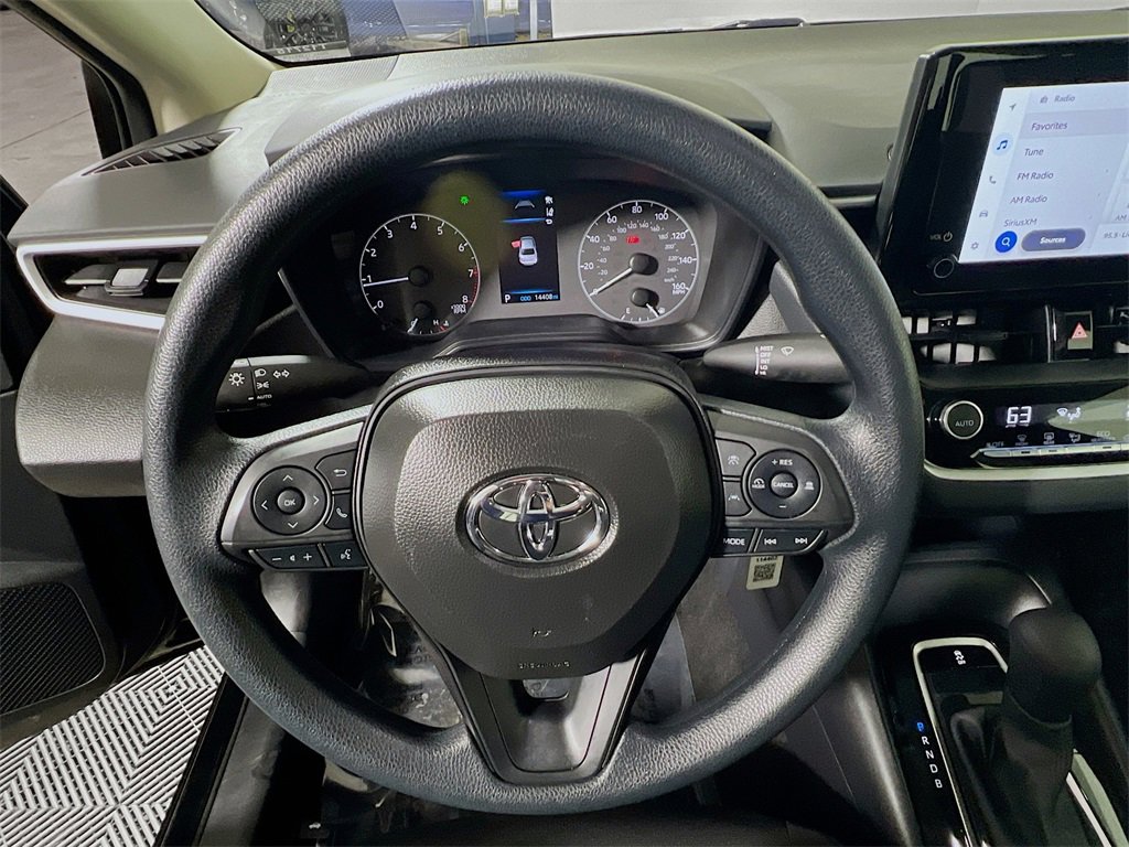 Used 2025 Toyota Corolla LE image 11