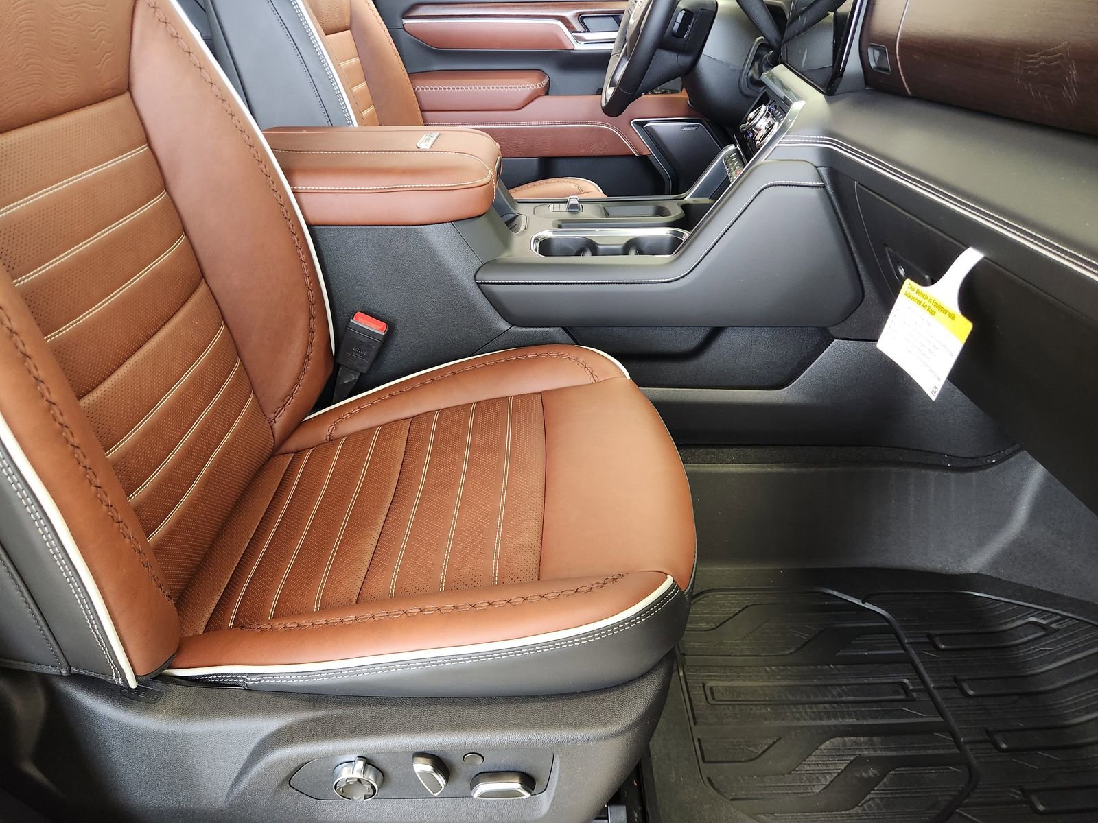 New 2026 GMC Sierra 2500 Denali Ultimate image 15