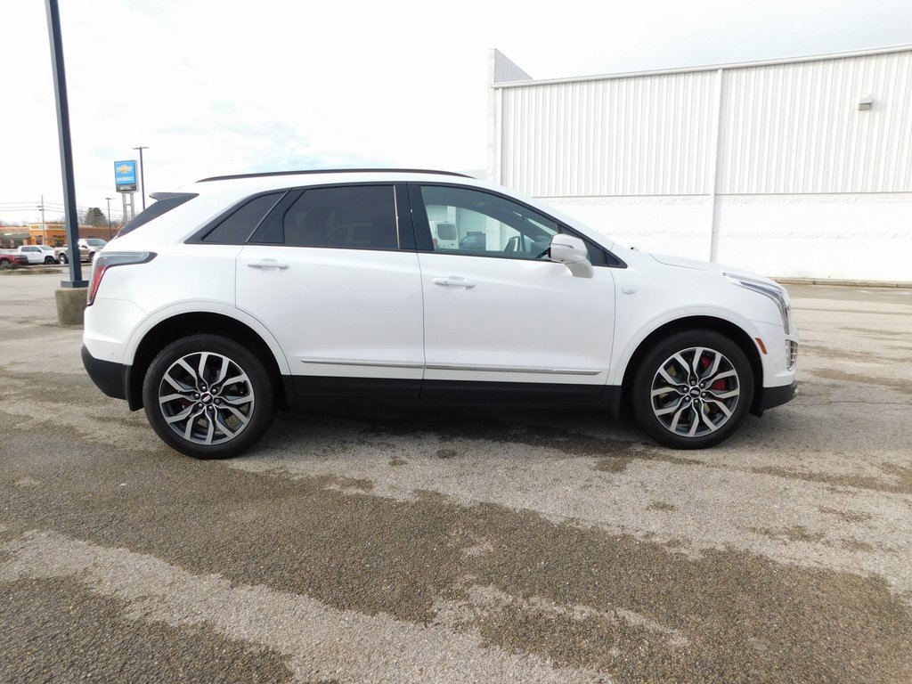 Used 2022 Cadillac XT5 Sportv w/ Technology Package image 2