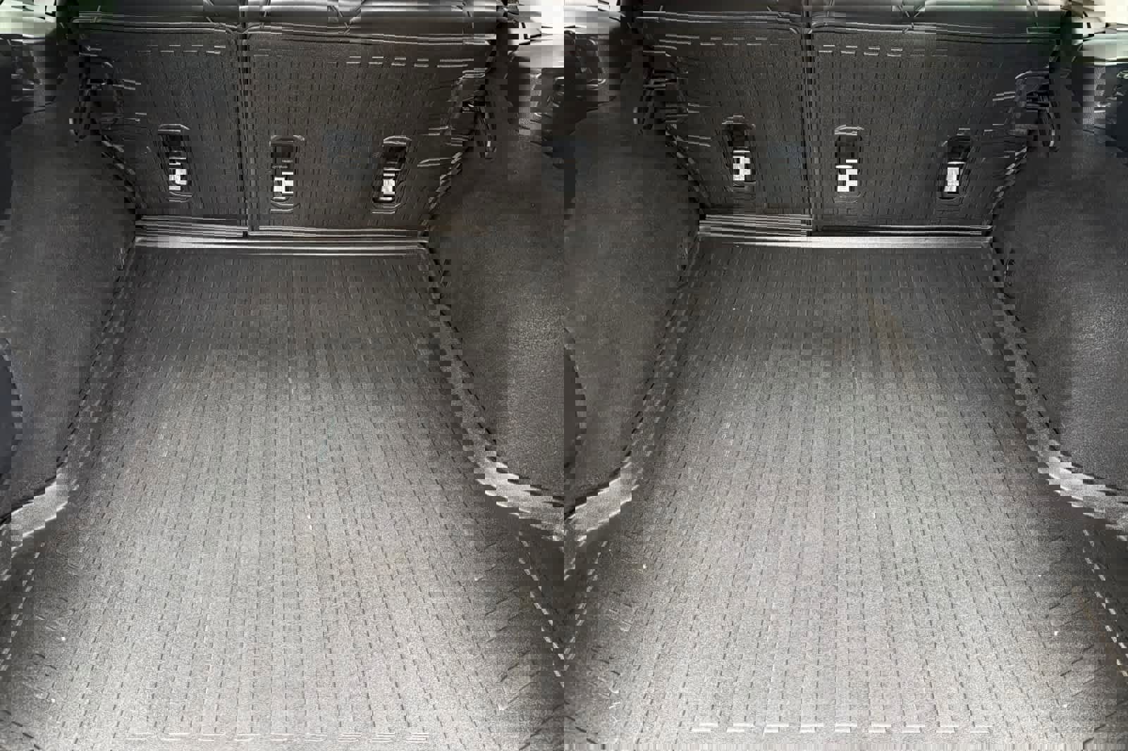 Used 2019 Subaru Outback 2.5i Limited w/ Popular Package #2 image 17