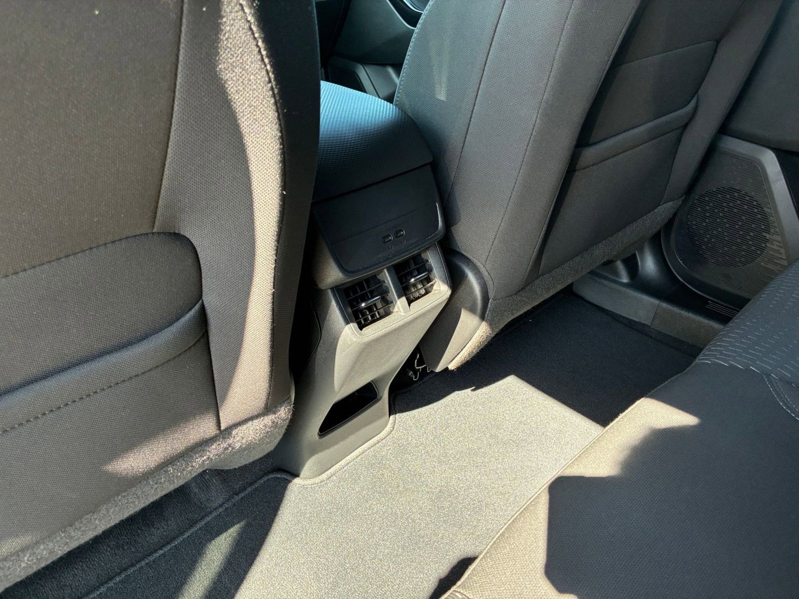 Used 2025 Chevrolet Equinox LT AWD/4WD image 18