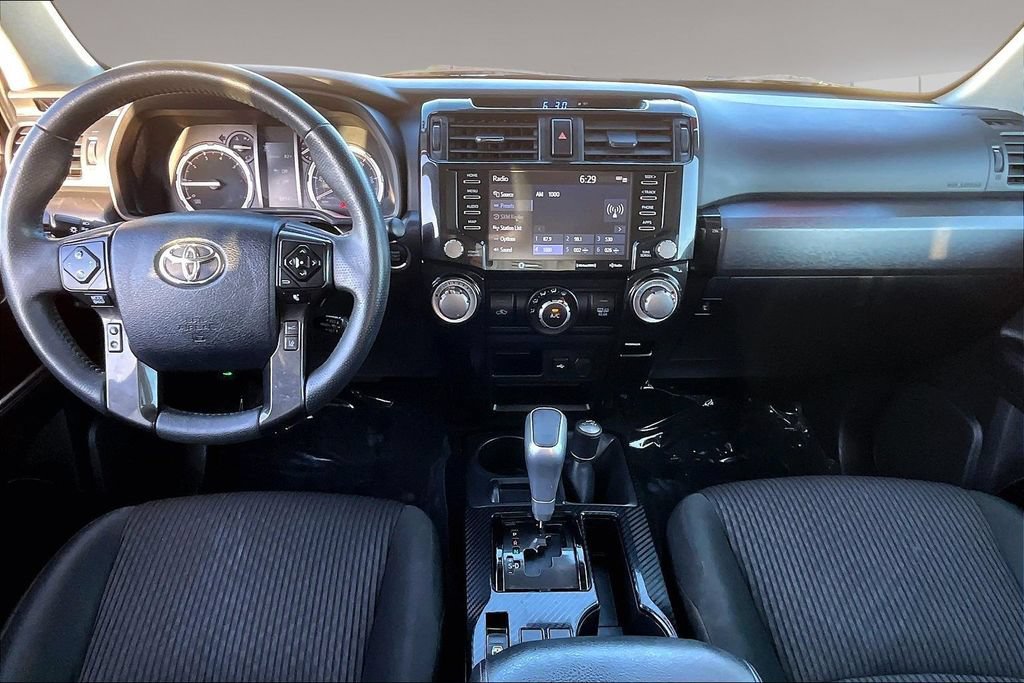 Used 2022 Toyota 4Runner TRD Off-Road AWD/4WD image 7