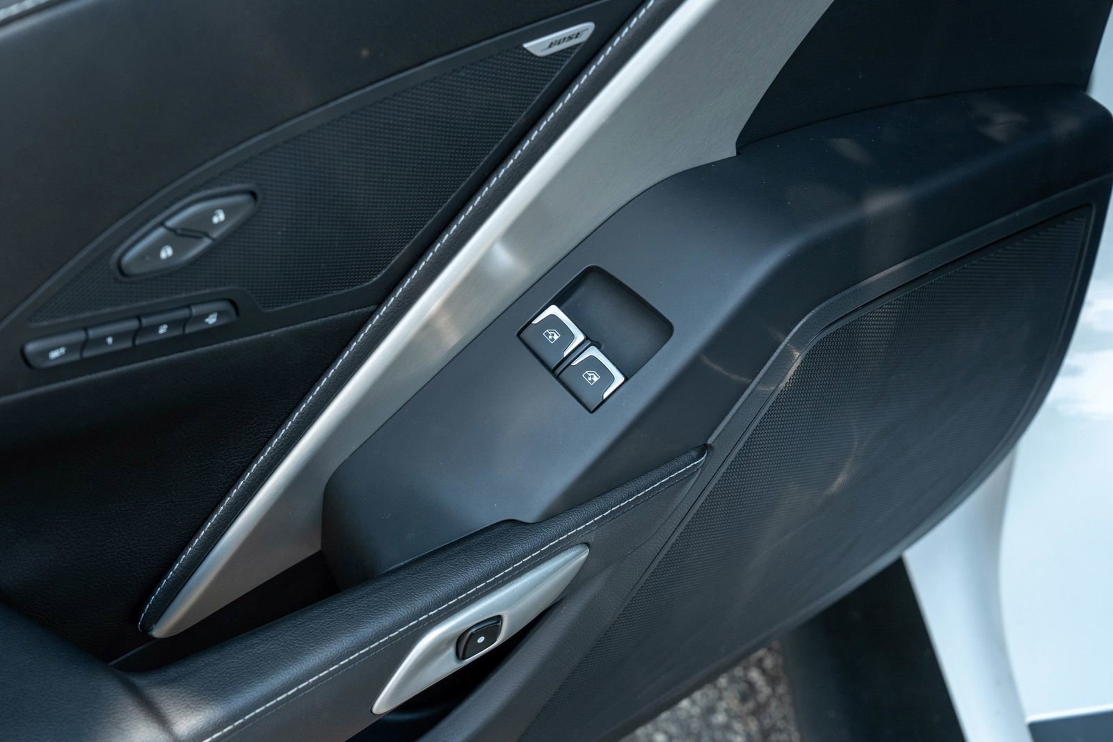 Used 2018 Chevrolet Corvette Grand Sport w/ Z07 Performance Package image 16