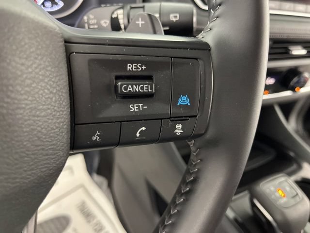 Used 2025 Nissan Rogue SV FWD image 22