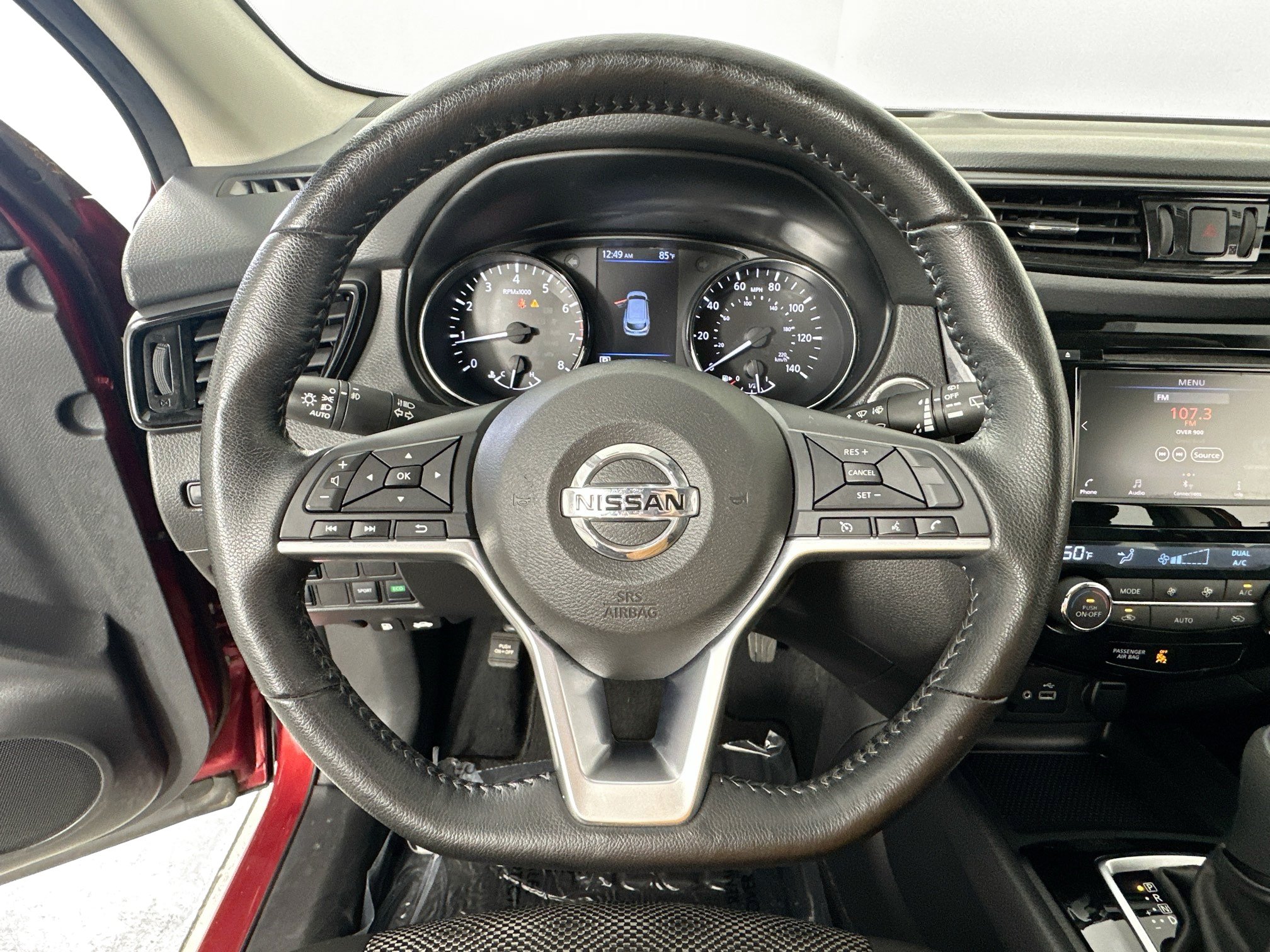 Used 2022 Nissan Rogue Sport SV FWD image 11