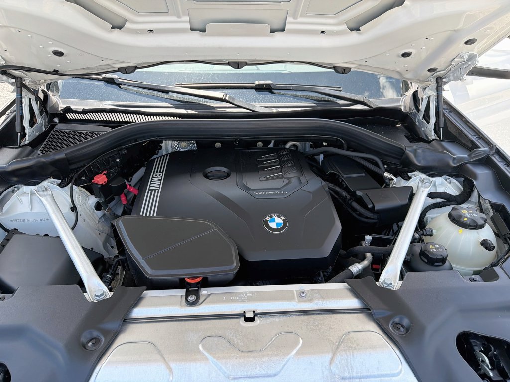 Used 2023 BMW X4 xDrive30i w/ Parking Assistance Package AWD/4WD image 36