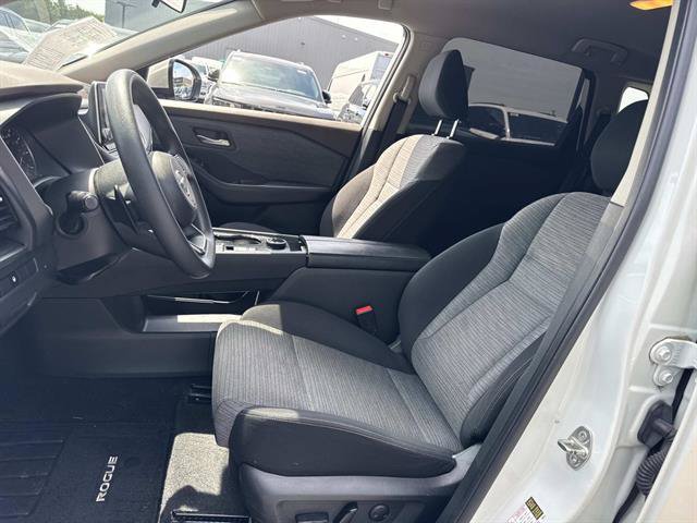 Used 2021 Nissan Rogue SV AWD/4WD image 7