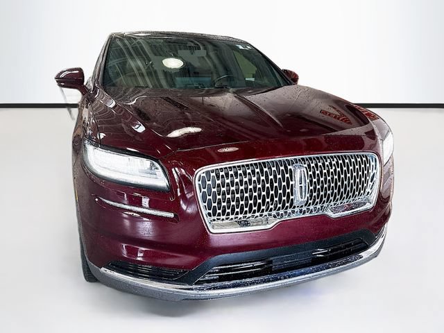 Used 2021 Lincoln Nautilus Reserve AWD/4WD image 3
