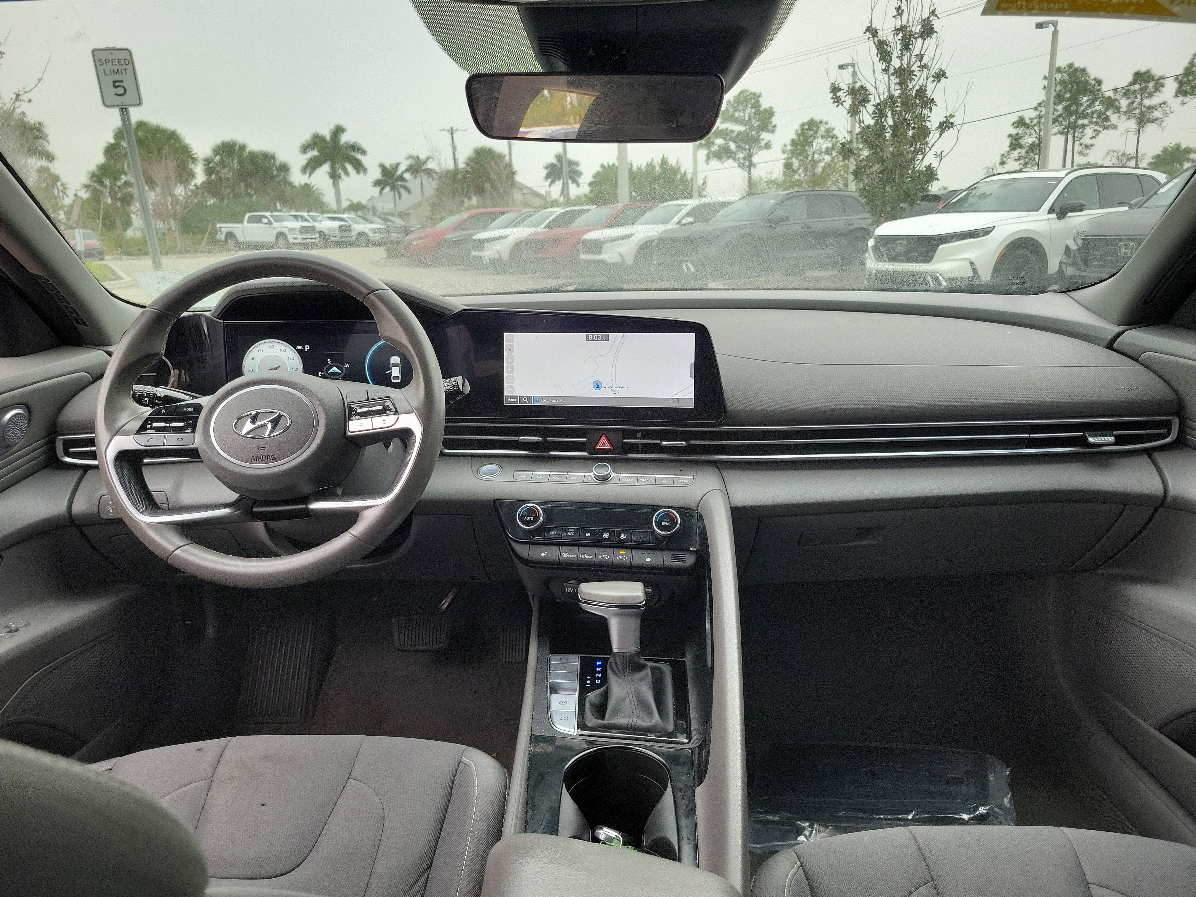 Used 2023 Hyundai Elantra SEL w/ Convenience Package image 14