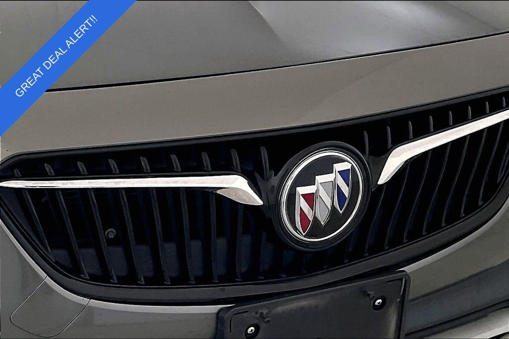 Used 2018 Buick Regal Essence w/ Driver Confidence Package #1 image 38