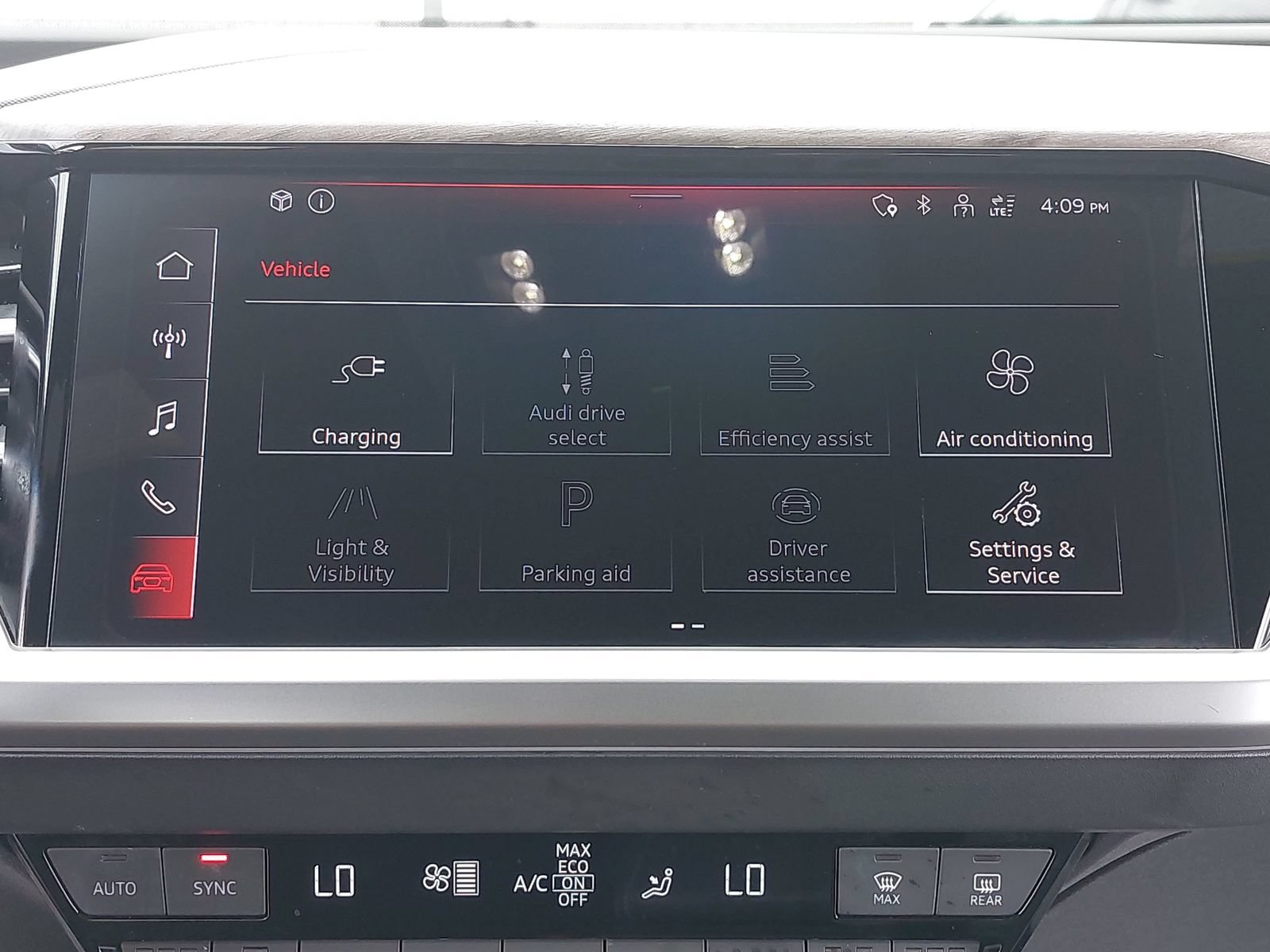 Certified 2023 Audi Q4 e-tron Premium w/ Convenience Package RWD image 27