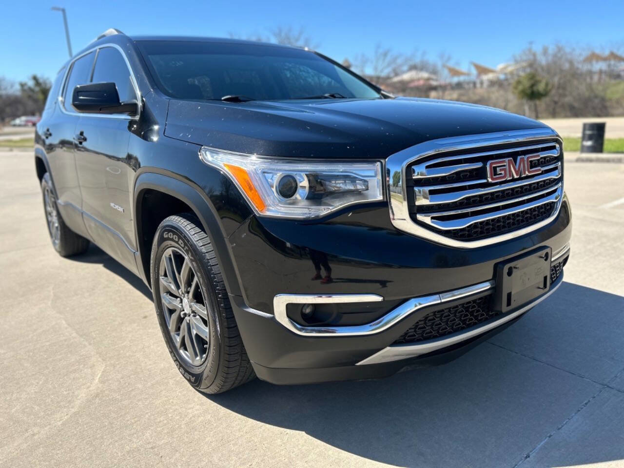 Used 2019 GMC Acadia SLT image 4