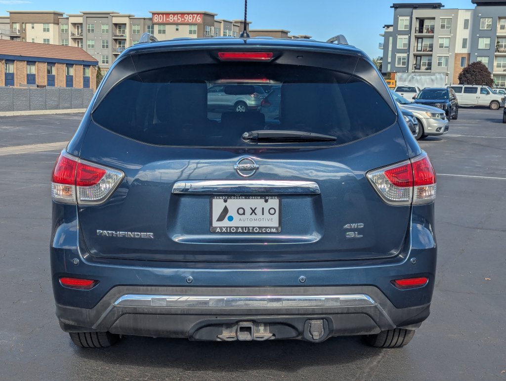 Used 2013 Nissan Pathfinder SL AWD/4WD image 6