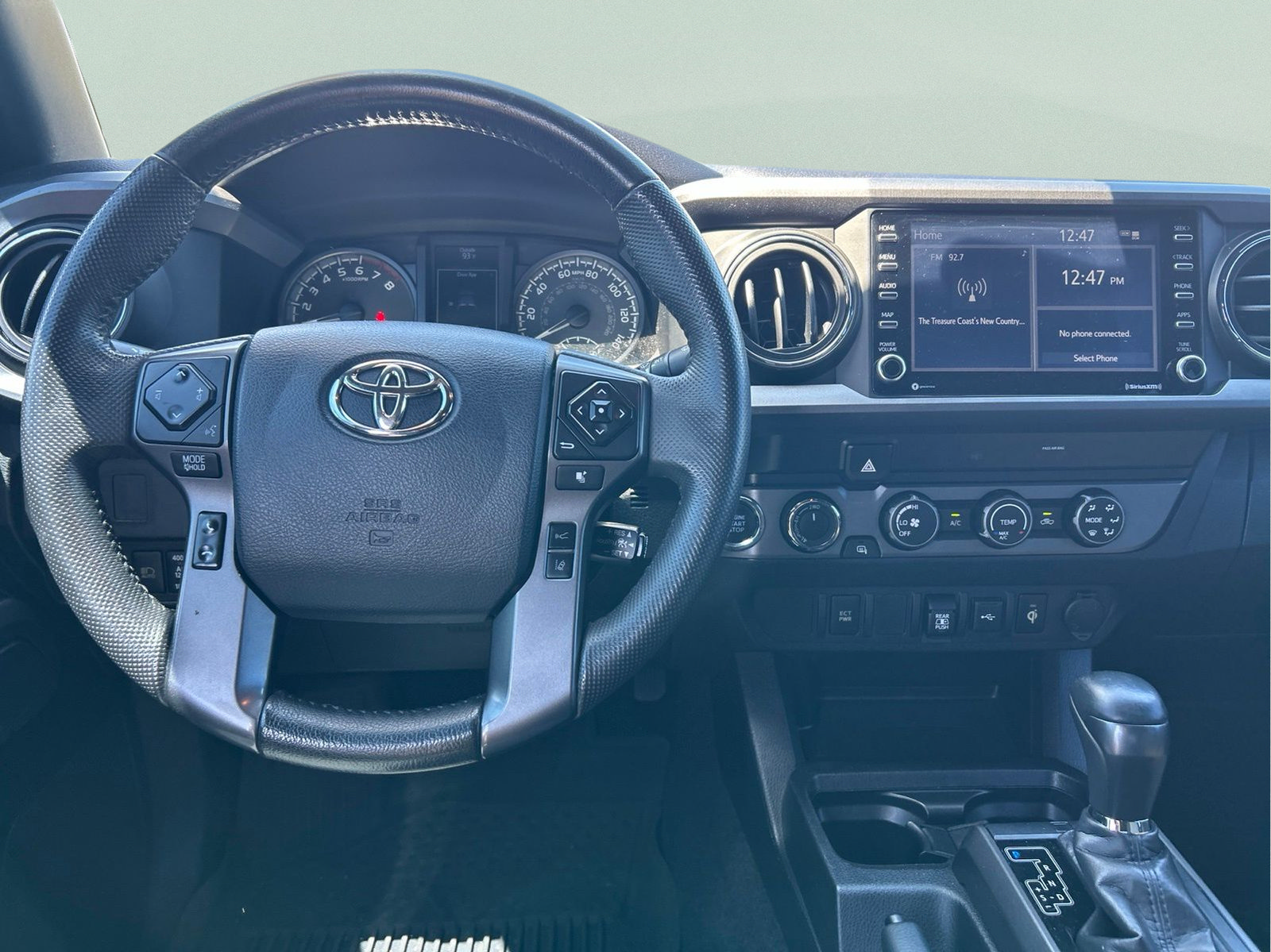 Used 2020 Toyota Tacoma TRD Off-Road AWD/4WD image 23