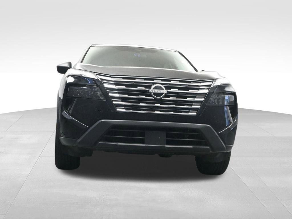 Used 2025 Nissan Rogue S image 22