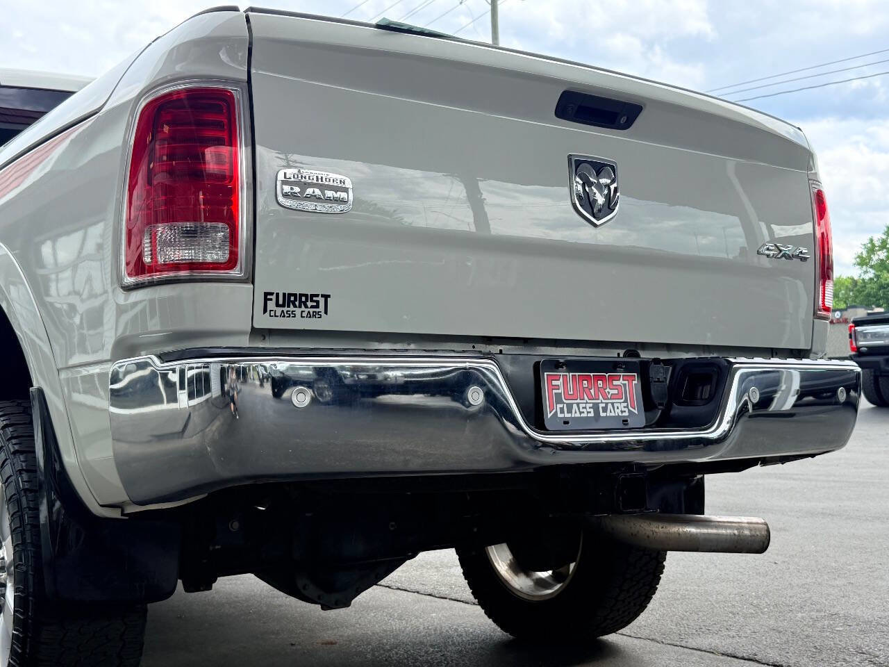 Used 2017 RAM 2500 Longhorn w/ Convenience Group AWD/4WD image 8