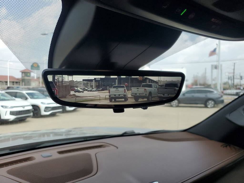 Used 2023 Chevrolet Tahoe High Country w/ Premium Package 2 image 16