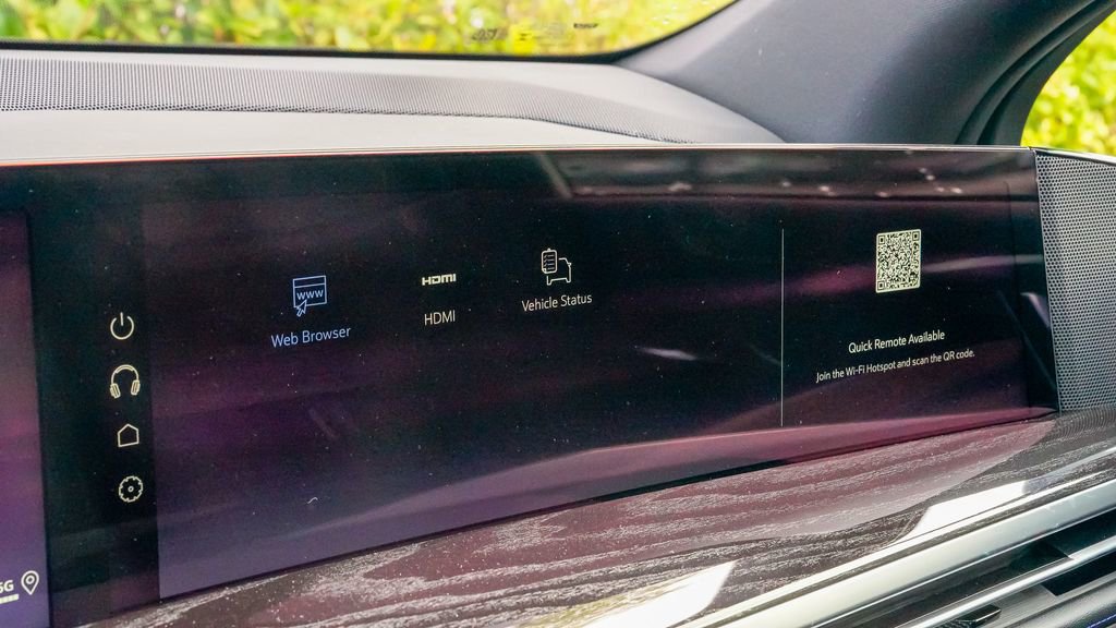 New 2026 Cadillac Escalade IQL Sport 1 w/ LPO, ONYX Package image 25