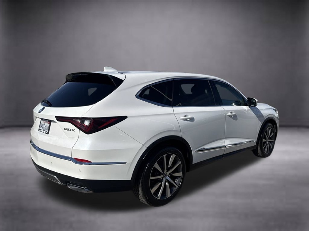 Used 2025 Acura MDX w/ Technology Package FWD image 4