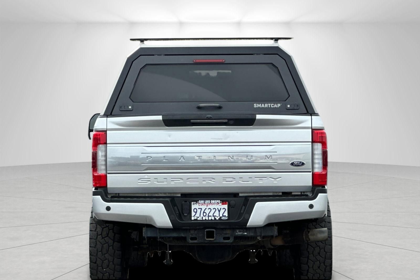 Used 2019 Ford F250 Platinum w/ Platinum Ultimate Package image 4