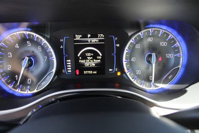 Used 2024 Chrysler Voyager LX FWD image 18